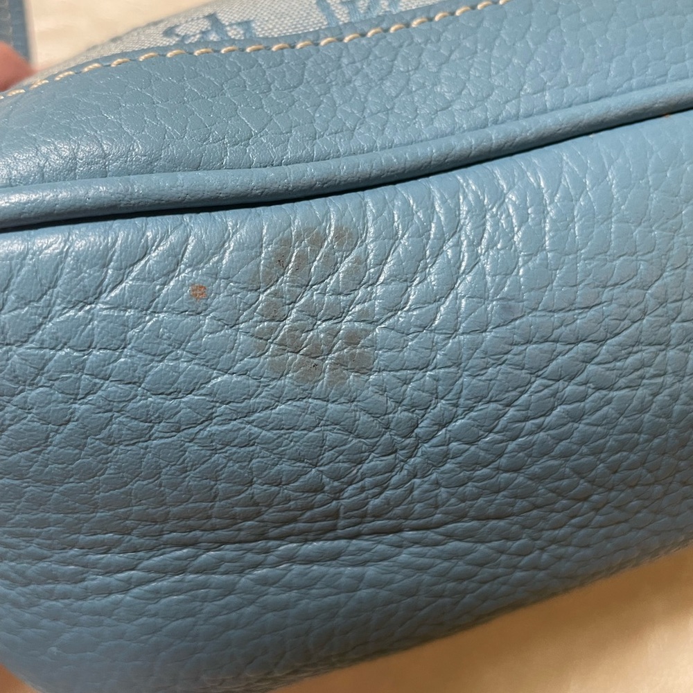 Dooney & Bourke Y2K 🧊RARE🧊 Vintage Light Blue Shoulder Bag - Picture 15 of 17